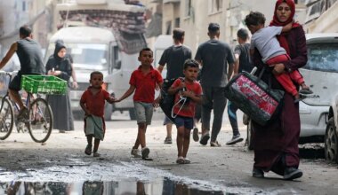 Netanyahu advierte contra quienes quieren apaciguar a Hamas como se hizo con Hitler mientras la ONU declara oficialmente la situación de hambruna en Gaza y la considera "crimen de guerra" - El Mundo