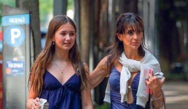 'socia', amiga e idéntica a su madre, Hilaria