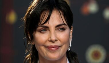 Cuál es el particular hábito que Charlize Theron usa para meditar y alcanzar el bienestar emocional