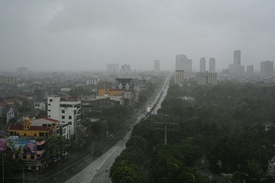 El tifón Kajiki azota Vietnam, deja un muerto y obliga a evacuar a miles de personas