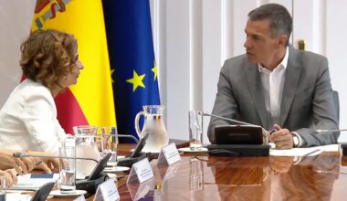 Rebelión autonómica contra los privilegios del PSOE para Cataluña con la inmigración y la financiación - El Mundo