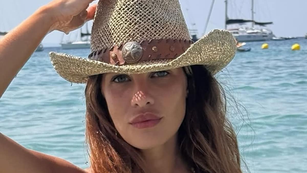 Jessica Bueno se despide de sus hijos antes de ‘Supervivientes’, mientras su ex Kiko Rivera confirma su separación