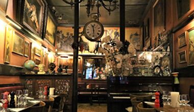 El restaurante de París que fue escondite de Manet, Picasso o Van Gogh aún sirve la absenta que lo hizo célebre: es el más antiguo de Montmartre