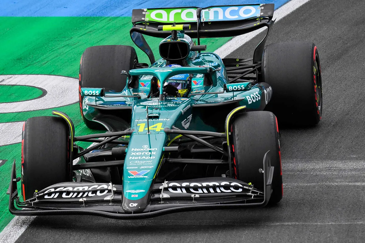 Alonso brilla entre los McLaren y dispara la ilusión en Zadvoort - El Mundo