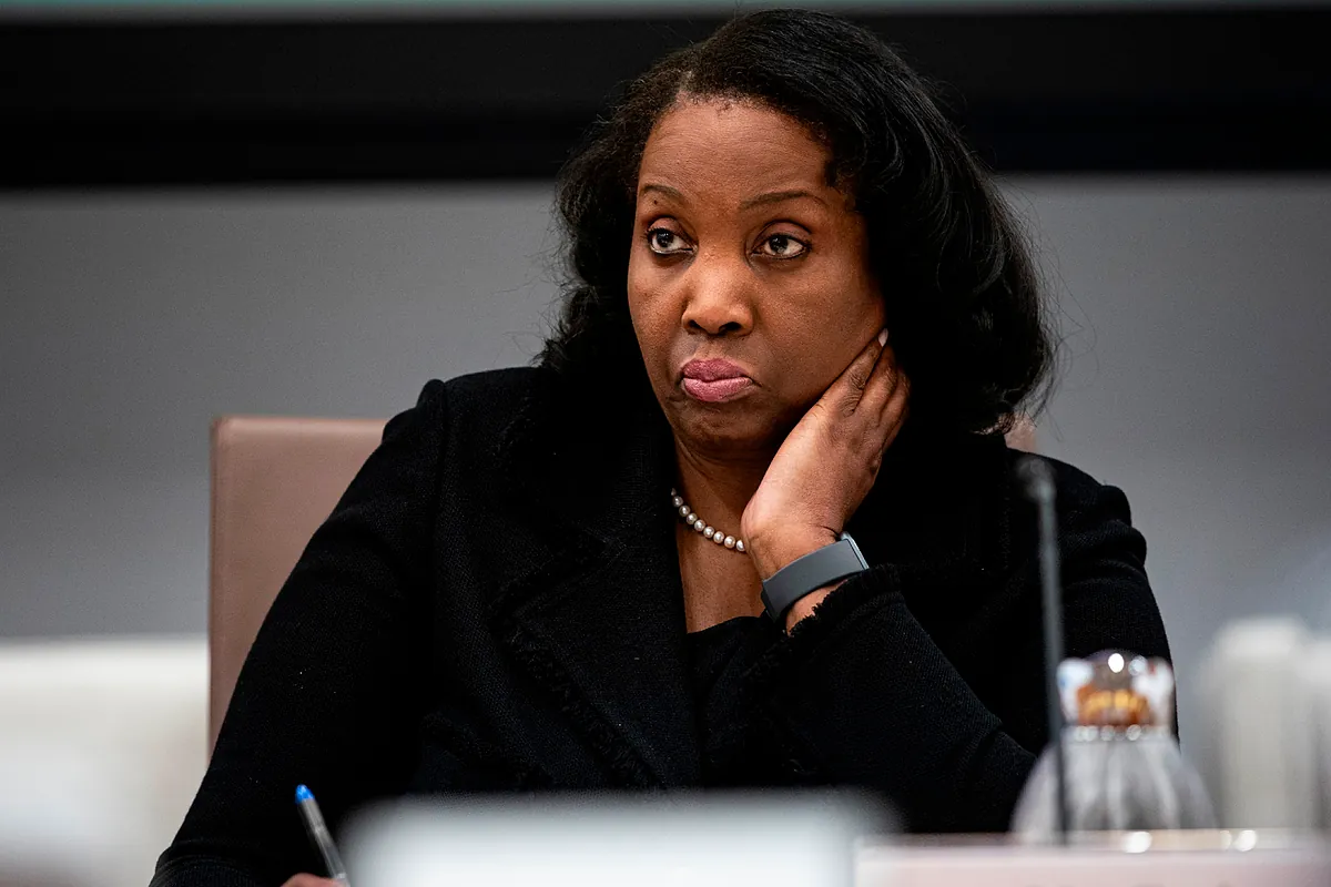 Lisa Cook, la gobernadora de la Fed que lucha contra Trump - Expansión