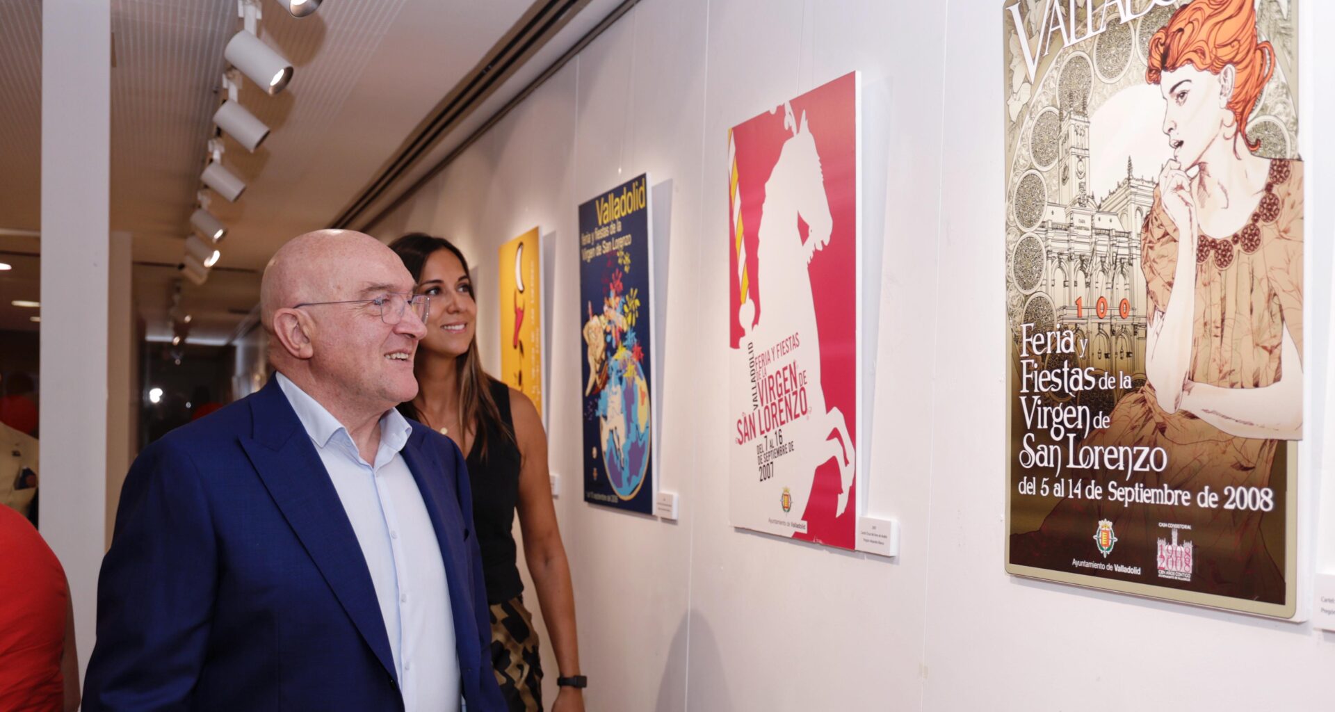 ‘25 años de la Virgen de San Lorenzo (2000-2025)’: un recorrido por los carteles anunciadores de la patrona de la ciudad