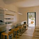 Concept Store & Bar 1OAM apotheke / Studio Andrew Trotter + Eva Papadaki - Fotografía interior, Madera, Mesas, Sillas