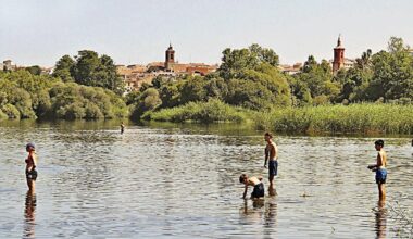De la bici al agua en una ruta a punto de cumplir su primera década de vida