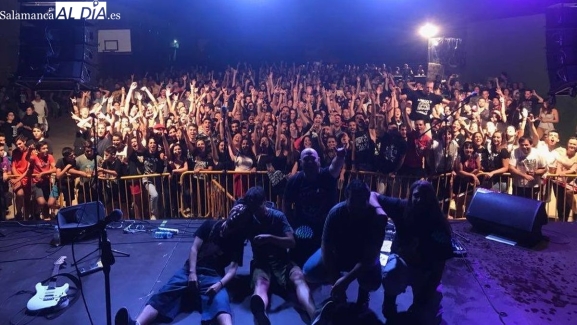 El Arrirock 2025 de Lumbrales ofrece música en directo de grupos de rock - SALAMANCArtv AL DÍA