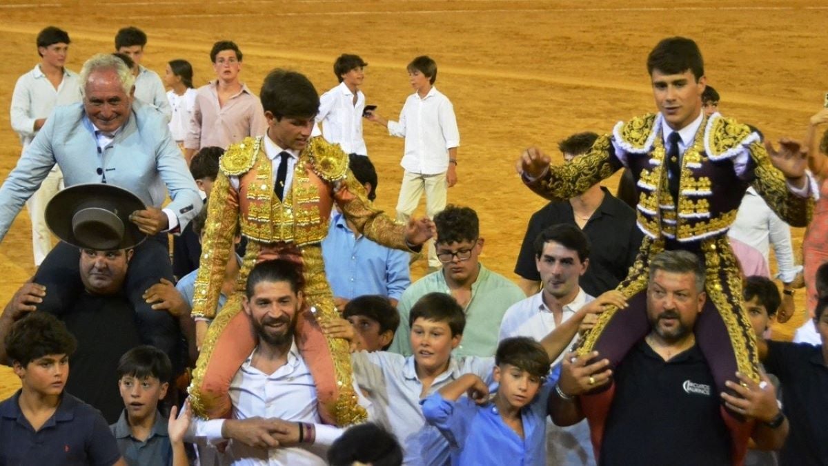 En El Puerto, Barroso y Palacio a hombros, con el mayoral