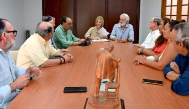 El imaginero Fernando Aguado realizará un monumento en bronce a 'Parrilla de Jerez'