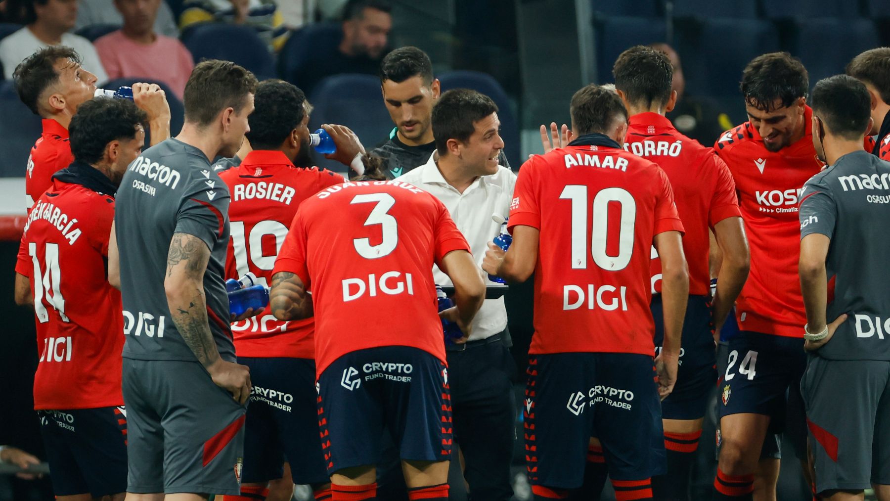 Lisci no se corta y habla muy claro sobre el penalti y la expulsión que ha sufrido Osasuna en Madrid