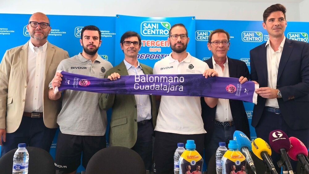 Sanicentro da nombre y fuerza al Balonmano Guadalajara en la nueva temporada