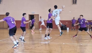 El BM Zamora demuestra su solidez y se lleva la victoria en León