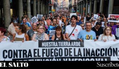 Medio ambiente | La ciudadanía estalla contra la gestión de los incendios del Gobierno de Mañueco: “Está ardiendo todo” - El Salto