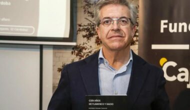 Ildefonso Vergara analiza en un libro la relación entre la radio y el flamenco