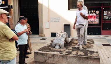 El autor de la estatua de Ansano en Plasencia avisa del riesgo de desplome si se traslada