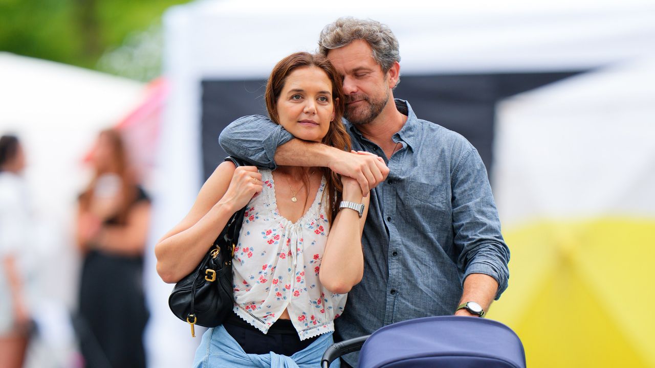 El abrazo entre Joey y Pacey que ha hecho soñar a medio mundo 25 años después de Dawson Crece