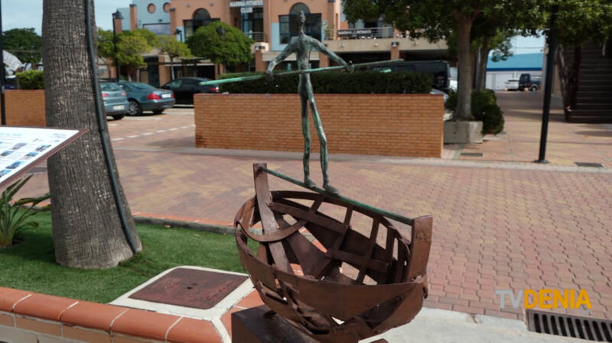 Los suenos rotos en Calpe: escultura sensibilizadora sobre la emigracion en el Mediterráneo | Ávilared