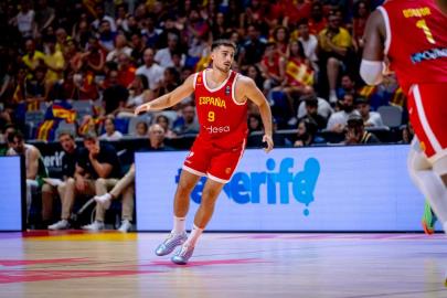 Guillem Ferrando se une a la concentración de #LaFamilia