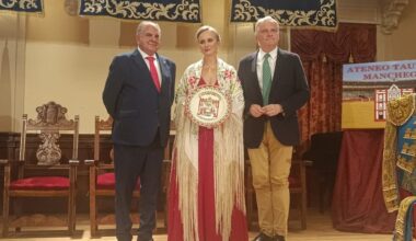 Ciudad Real: Ana Muñoz revive la historia del Ateneo en un pregón íntimo, detallado y muy sentido