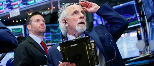 Dow Jones sube e intenta salvar la semana a la espera de Powell