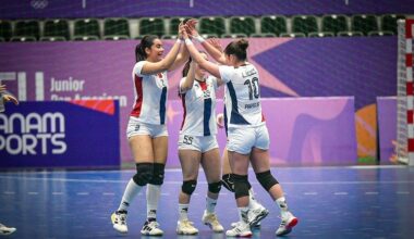 Las Guerreritas celebran por la senda triunfal en los Asu2025.