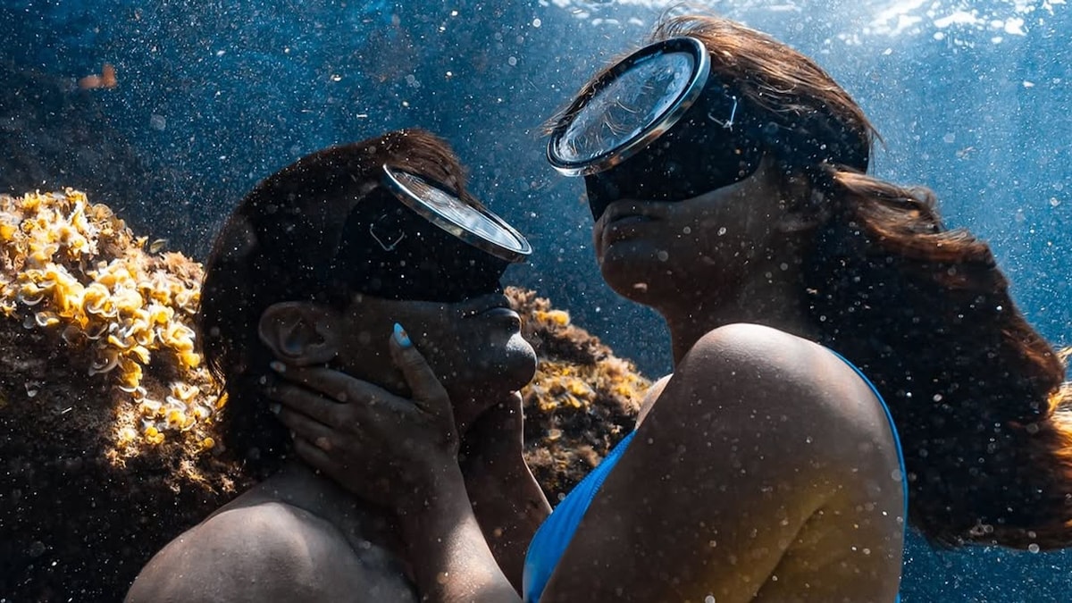 las fotos más especiales de Laura Escanes y Joan Verdú en su primer verano juntos