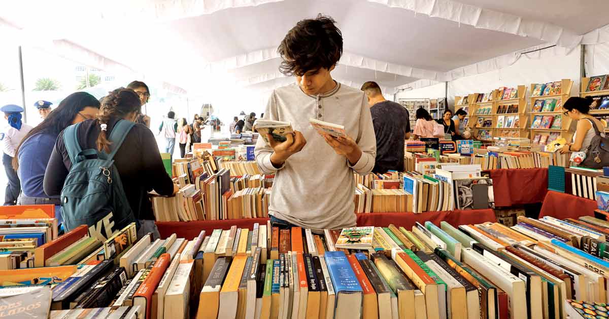 Una invitación para que los libros y las películas te encuentren en el Monumento a la Revolución