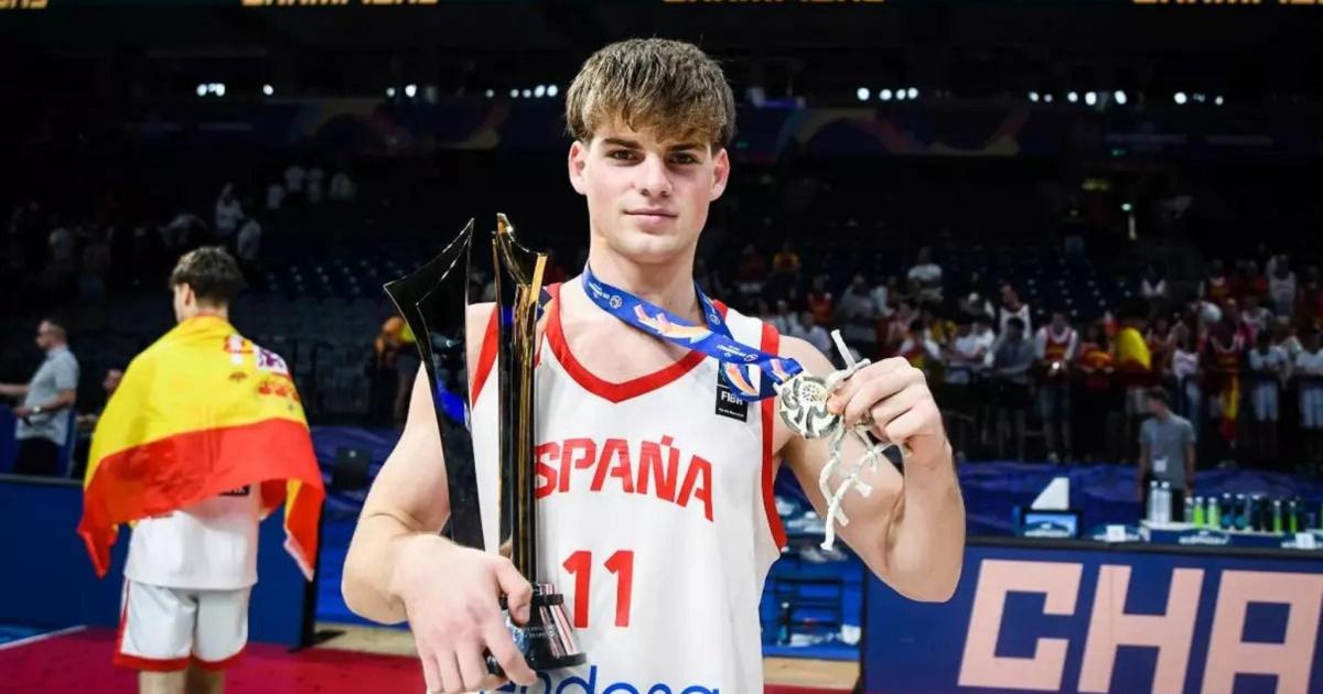 «A jugadores como Àlex Blanco, desde pequeños se les nota su talento»