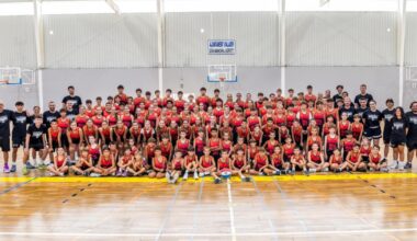 Más que baloncesto en el polideportivo de Alaior