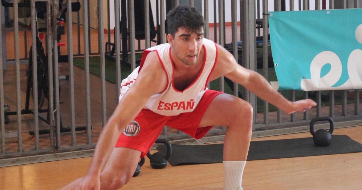 El talentoso alero menorquín Yago Homs se rehace de un año difícil en Estados Unidos