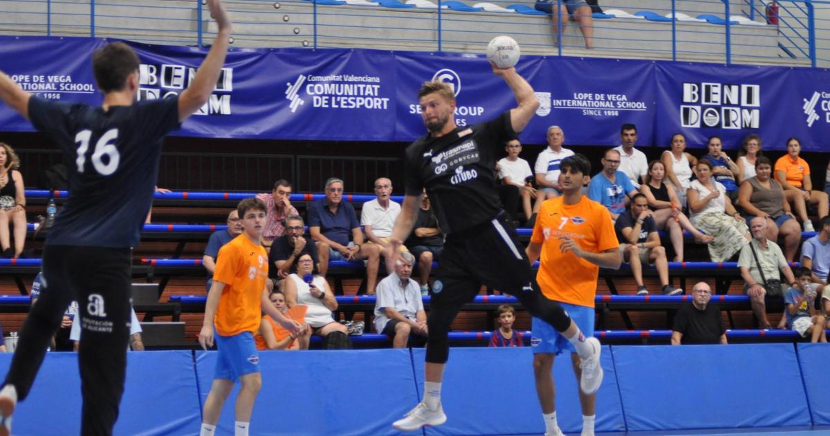 El HC Eivissa arranca con una victoria