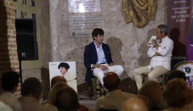 La voz del toreo se cita en los Aljibes Árabes