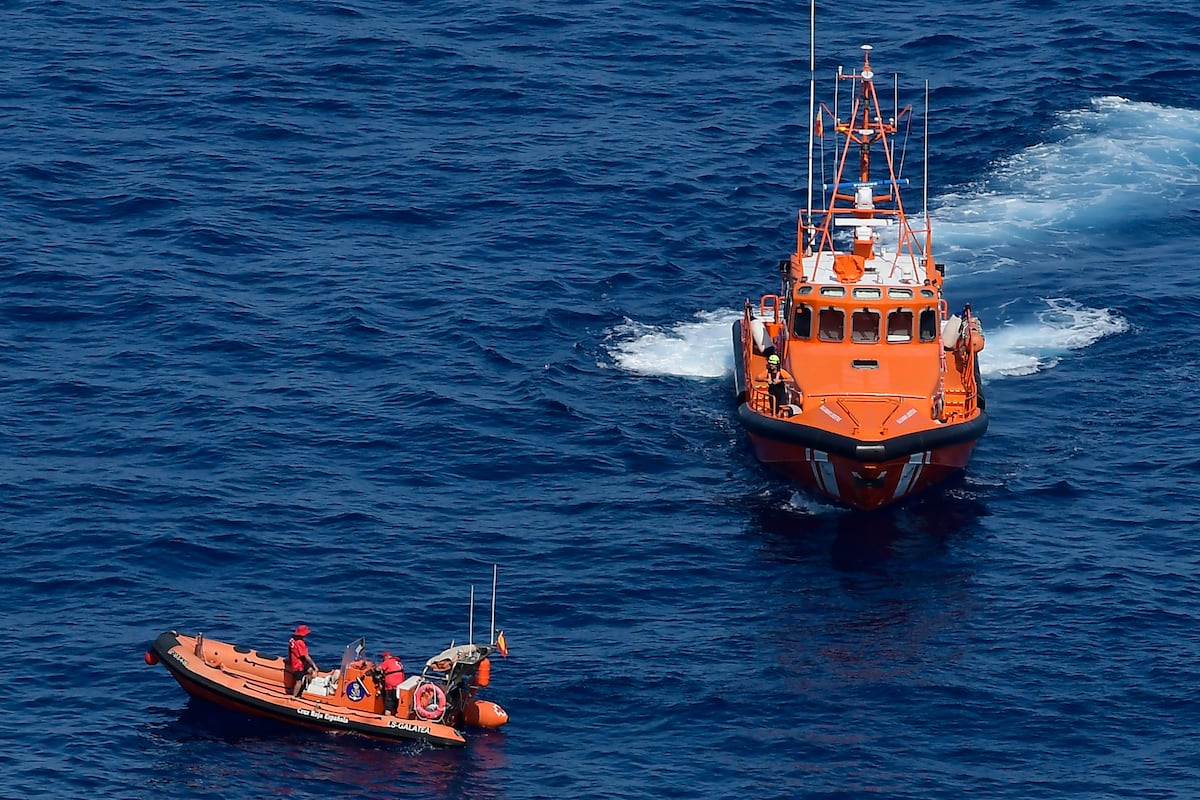 Mallorca: Recuperan los cuerpos sin vida de los dos ocupantes de la avioneta que cayó al mar en Mallorca | España