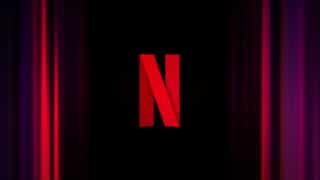 Netflix da un nuevo golpe a sus suscriptores: sube los precios y mete anuncios