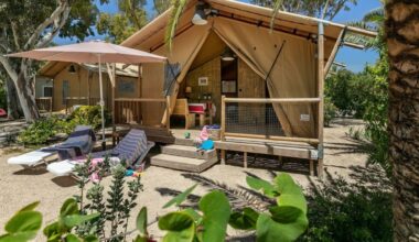 Tiny houses, tiendas con cocina y chalets de madera: así es un camping de cuatro estrellas en España | Cadena SER