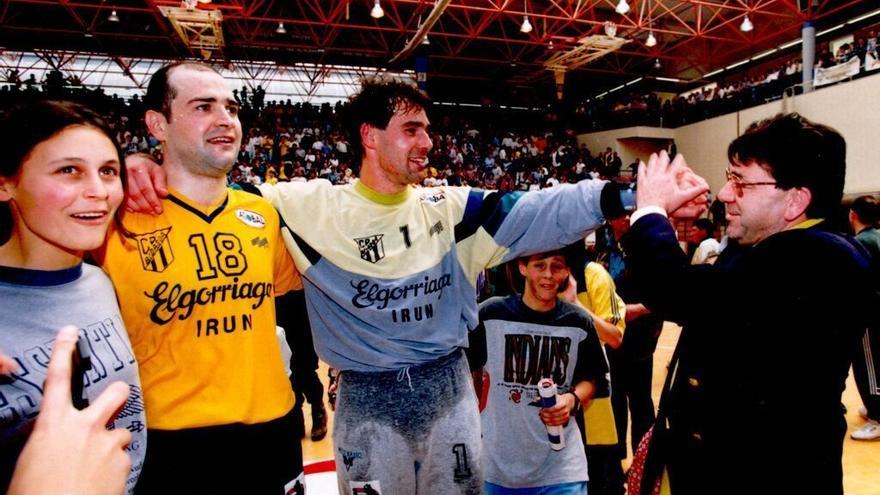 El Bidasoa, 150 partidos en Europa: debut casi clandestino, tres goles de falta consecutivos y dos títulos