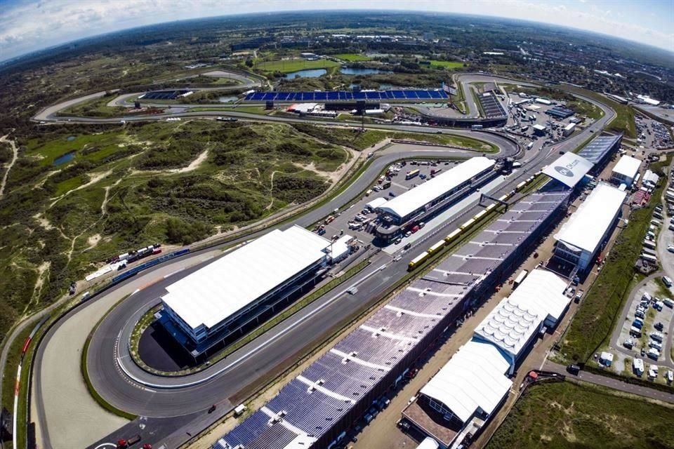 Para el GP de Países Bajos, la FIA aprobó un aumento en la velocidad para transitar en el pit lane del Circuito de Zandvoort de 60 a 80 kilómetros por hora.