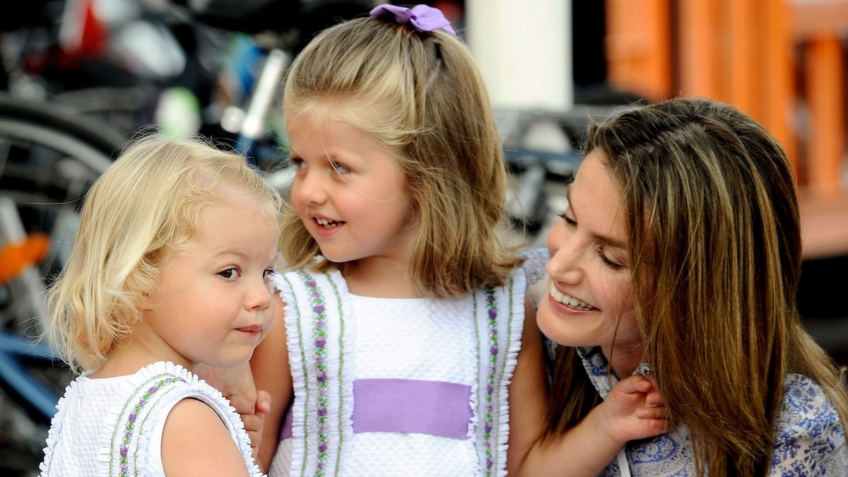 Así hemos visto crecer a la princesa Leonor y la infanta Sofía a través de sus veranos en Mallorca