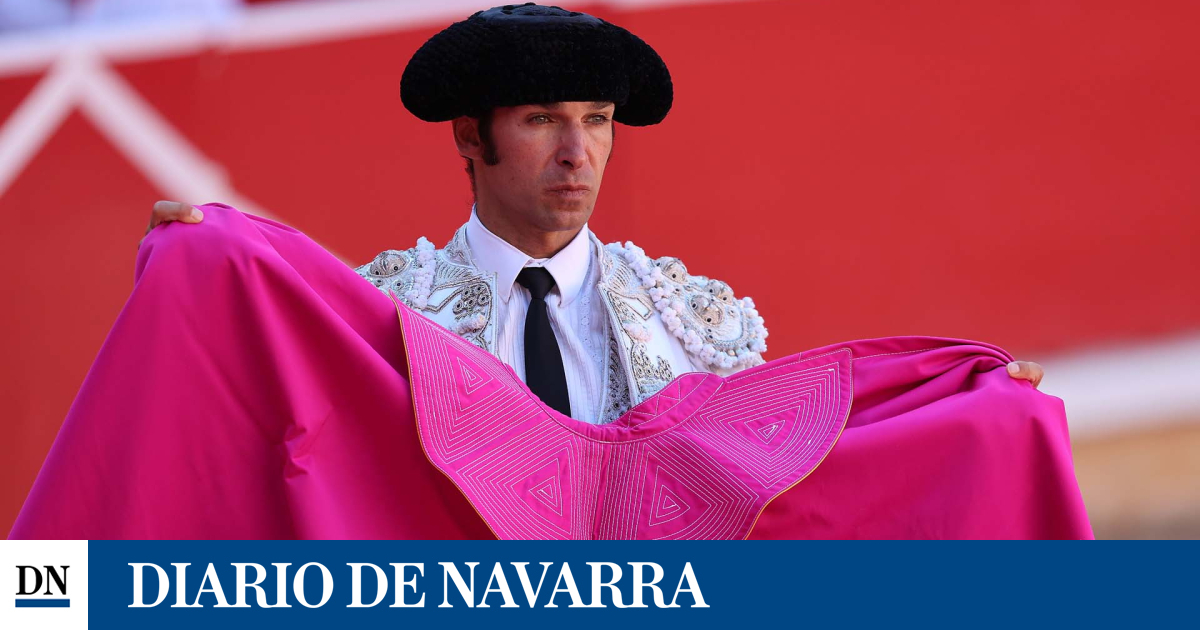 Cayetano Rivera reaparece en los ruedos con semblante serio tras su detención