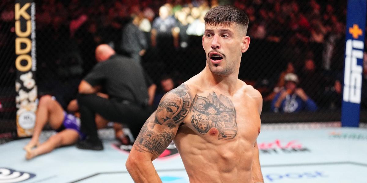 Joel Álvarez vuelve al Top 15 sin mover un dedo