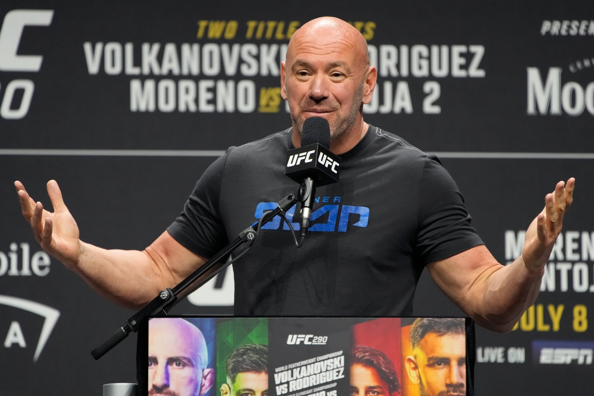 Dana White durante una cartelera de la UFC.