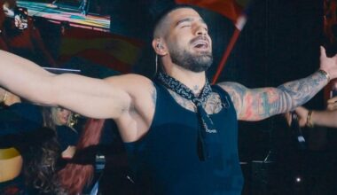 cantó su canción delante de 50.000 personas