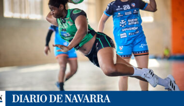 Kelly Fonkeng, con fractura en un dedo de la mano