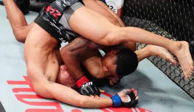 Un peleador de la UFC noquea a su rival... ¡Con un slam digno de la WWE!