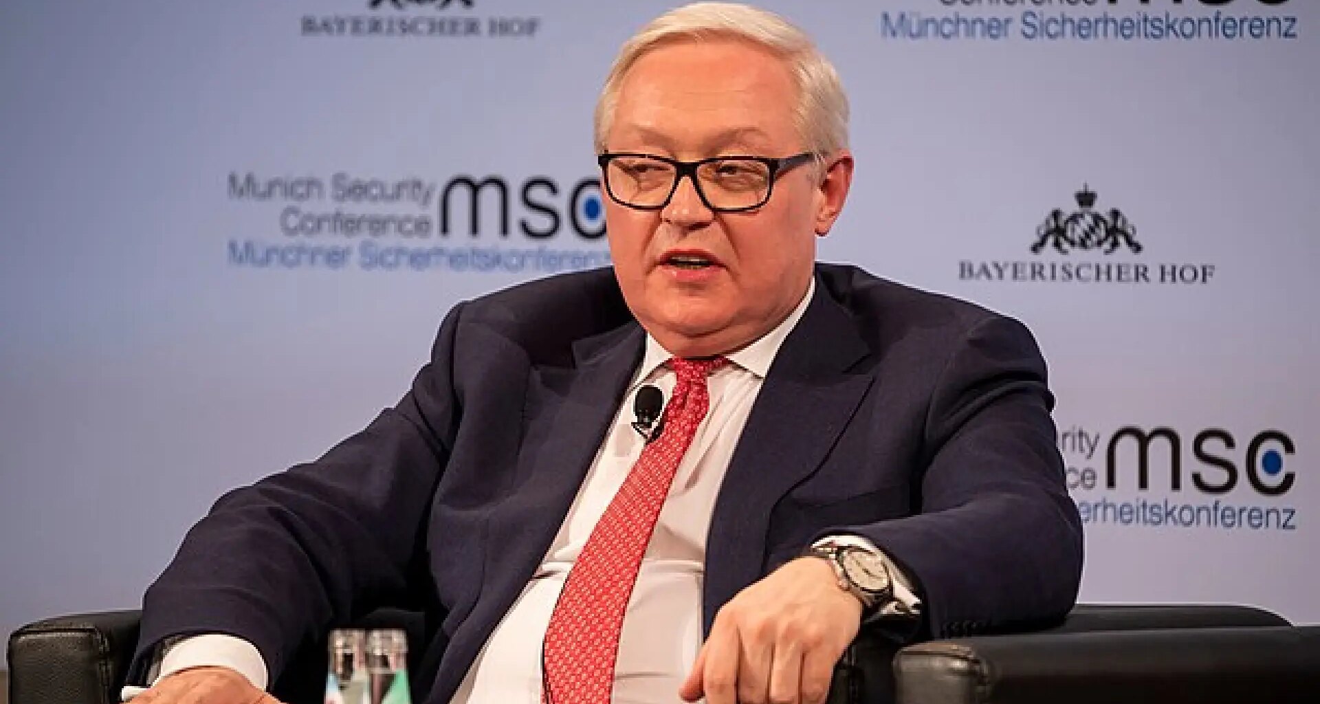 Rusia llama a Estados Unidos a renunciar a las presiones y alerta de una permanente tensión nuclear