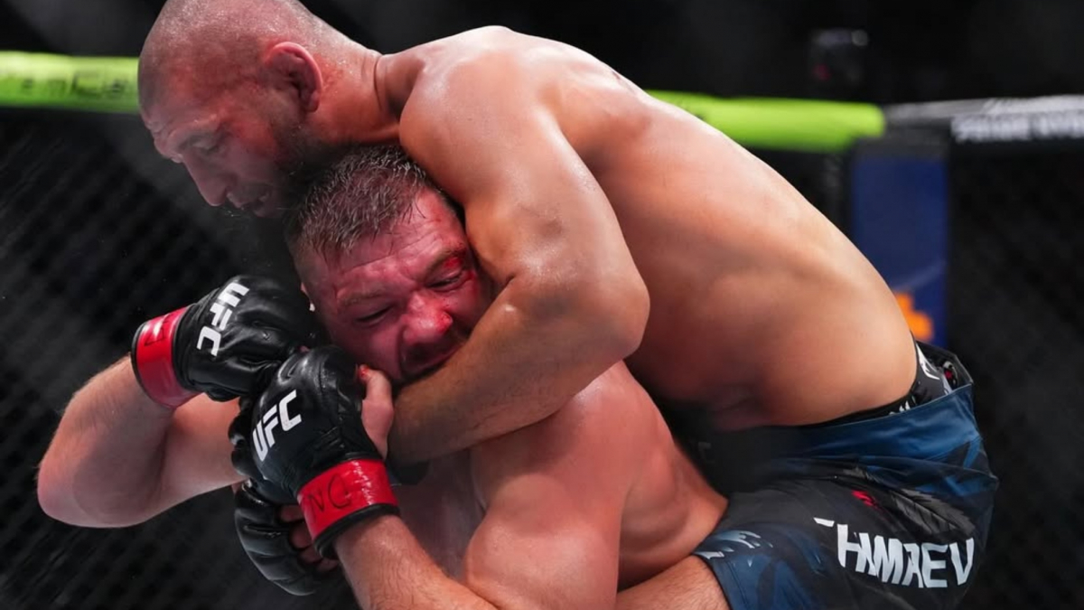 Du Plessis rompe su silencio tras su derrota ante Chimaev: "No tengo ninguna excusa"