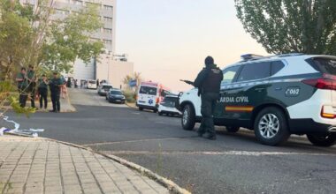 Fuerzas de seguridad mantinen acordonado el Hospital de Sonsoles.