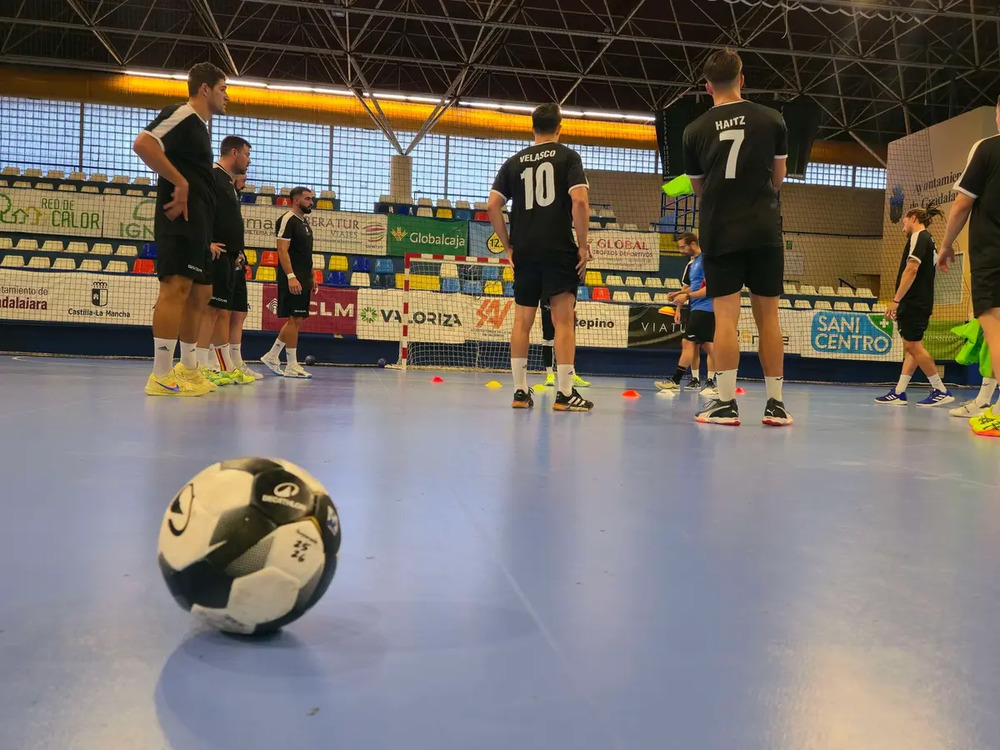 El Balonmano Guadalajara vuelve a la pista 
